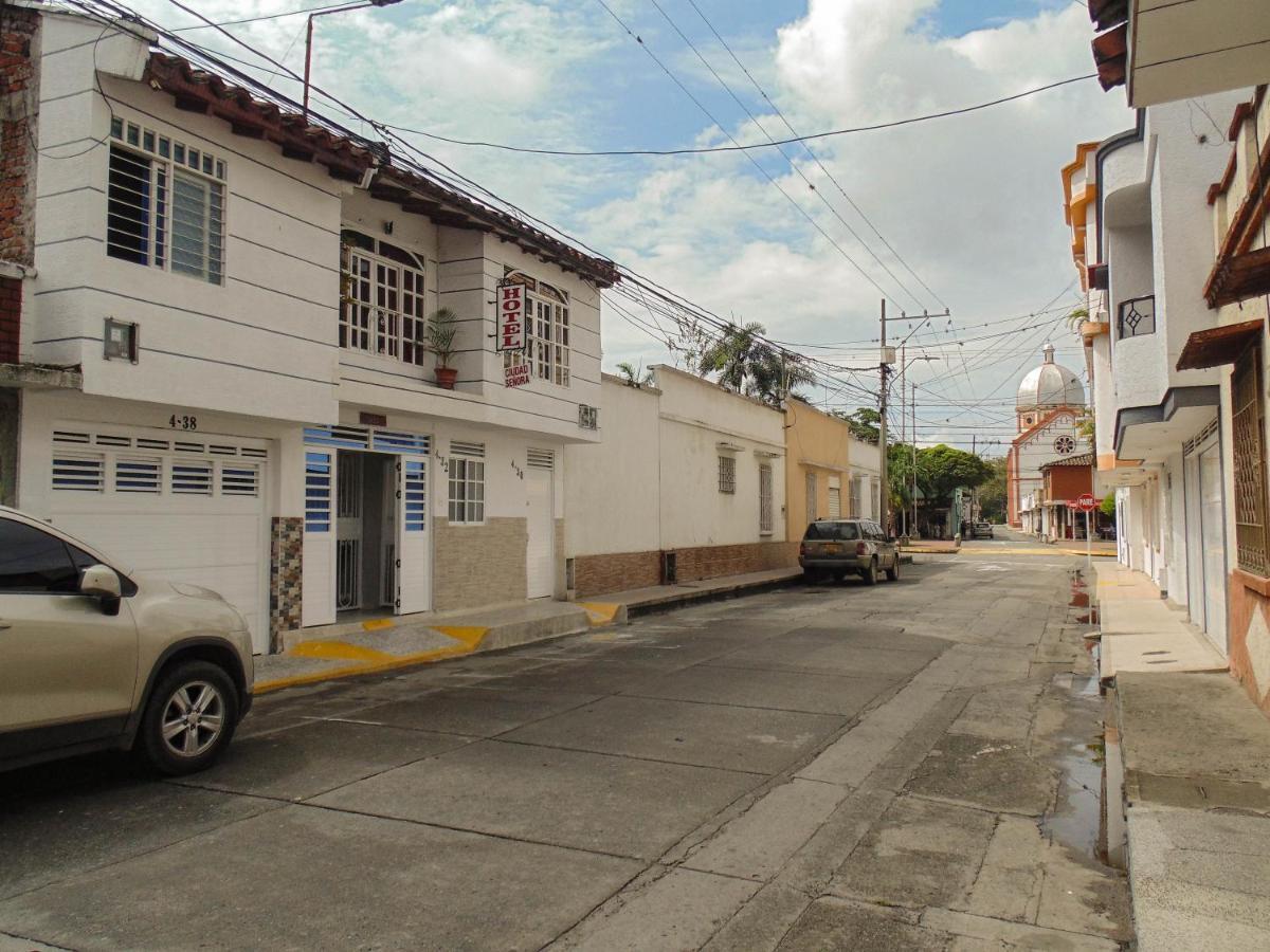 Hotel Ciudad Señora Buga Exterior foto